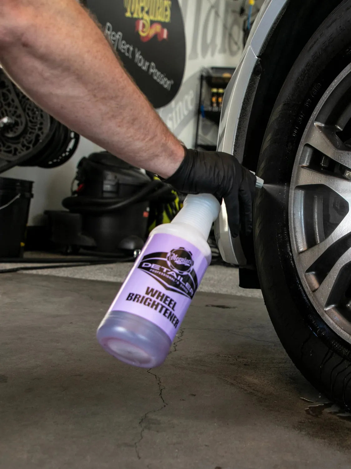 Meguiar's Wheel Brightener (1 Gallon / 3.78 L)-4