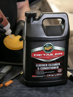 Meguiar's Leather Cleaner & Conditioner (1 Gallon / 3.78 L)-3