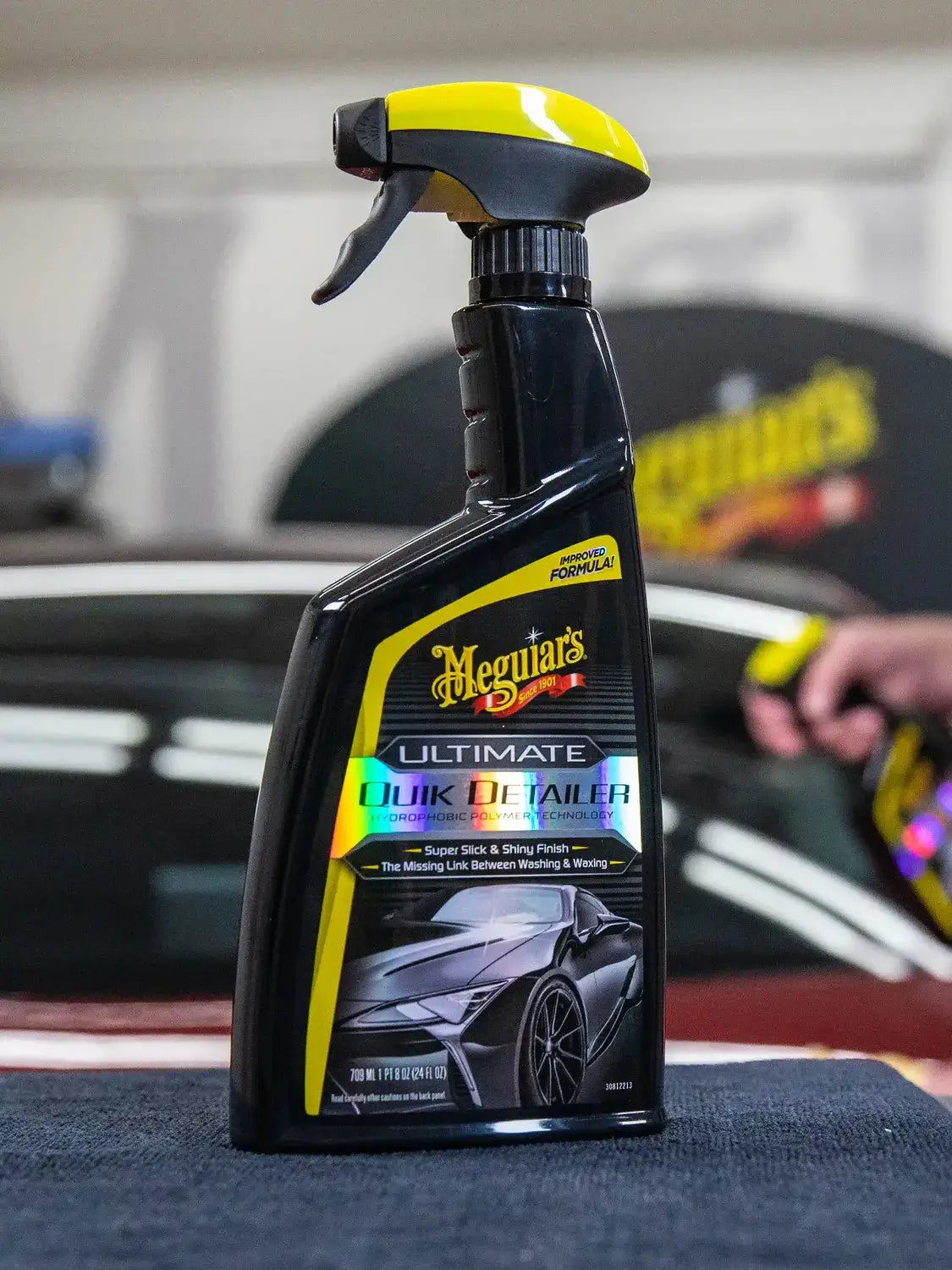 Meguiar's Ultimate Quik Detailer (24 oz)-3