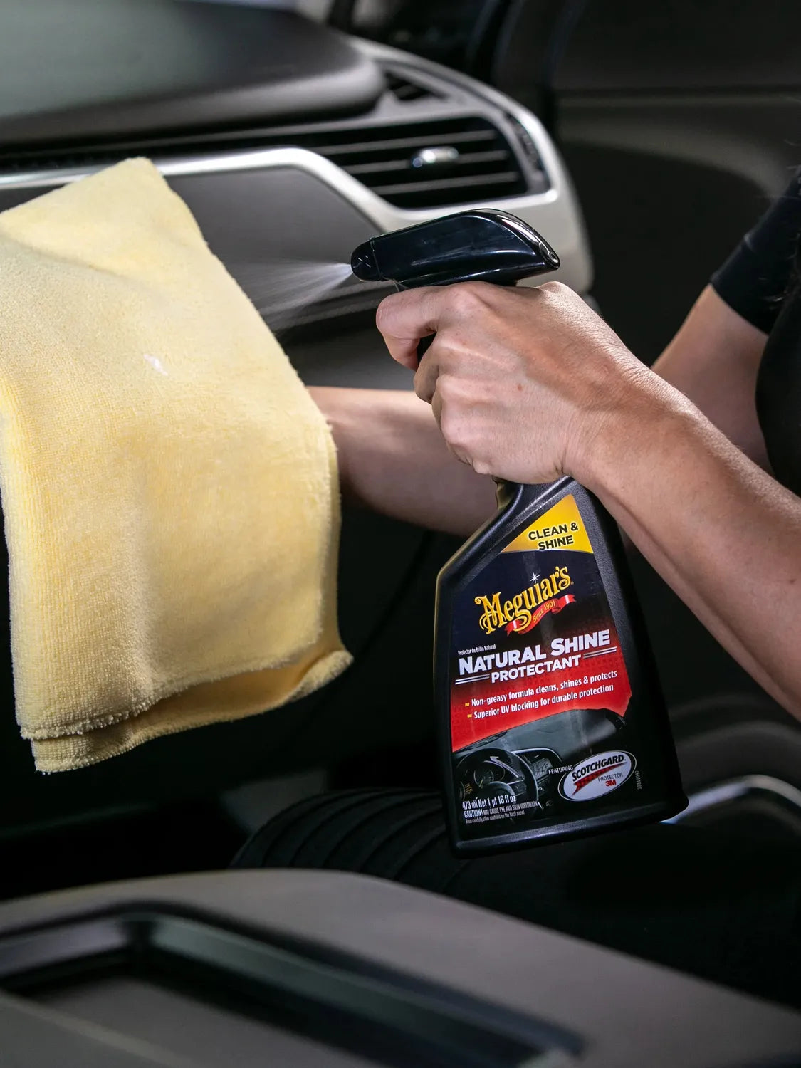 Meguiar's Natural Shine Vinyl & Rubber Protectant (16 oz)-4