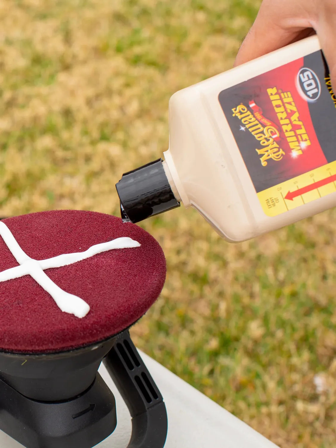 Meguiar's Ultra Cut Compound (32 oz / .945 L)-4
